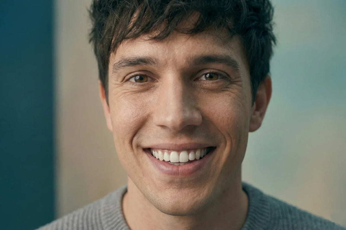 Uomo sorridente