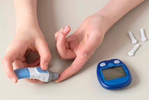 Blutzuckermessung am Finger