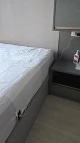 Erdungslaken auf einem Bett – Foto aus einer Bewertung